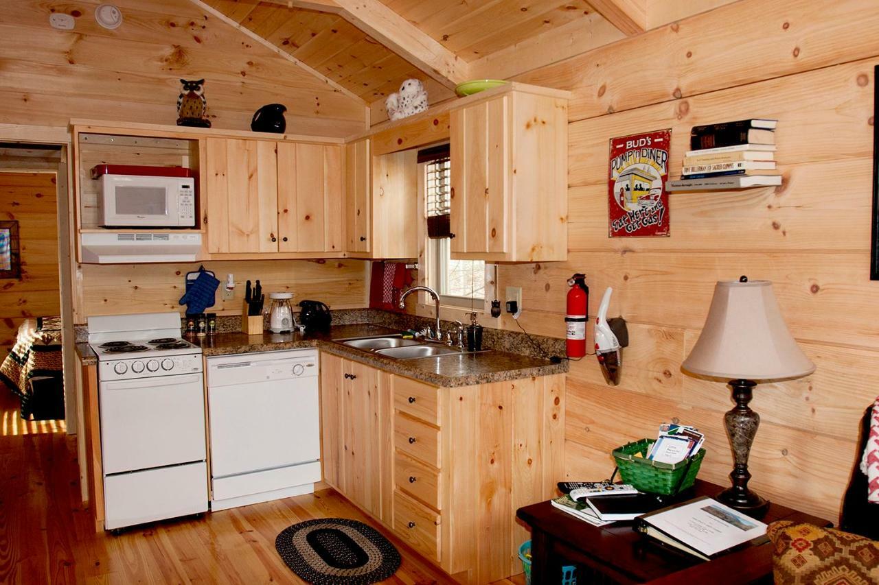 Vila Pine Gables Cabins Lake Lure Exteriér fotografie