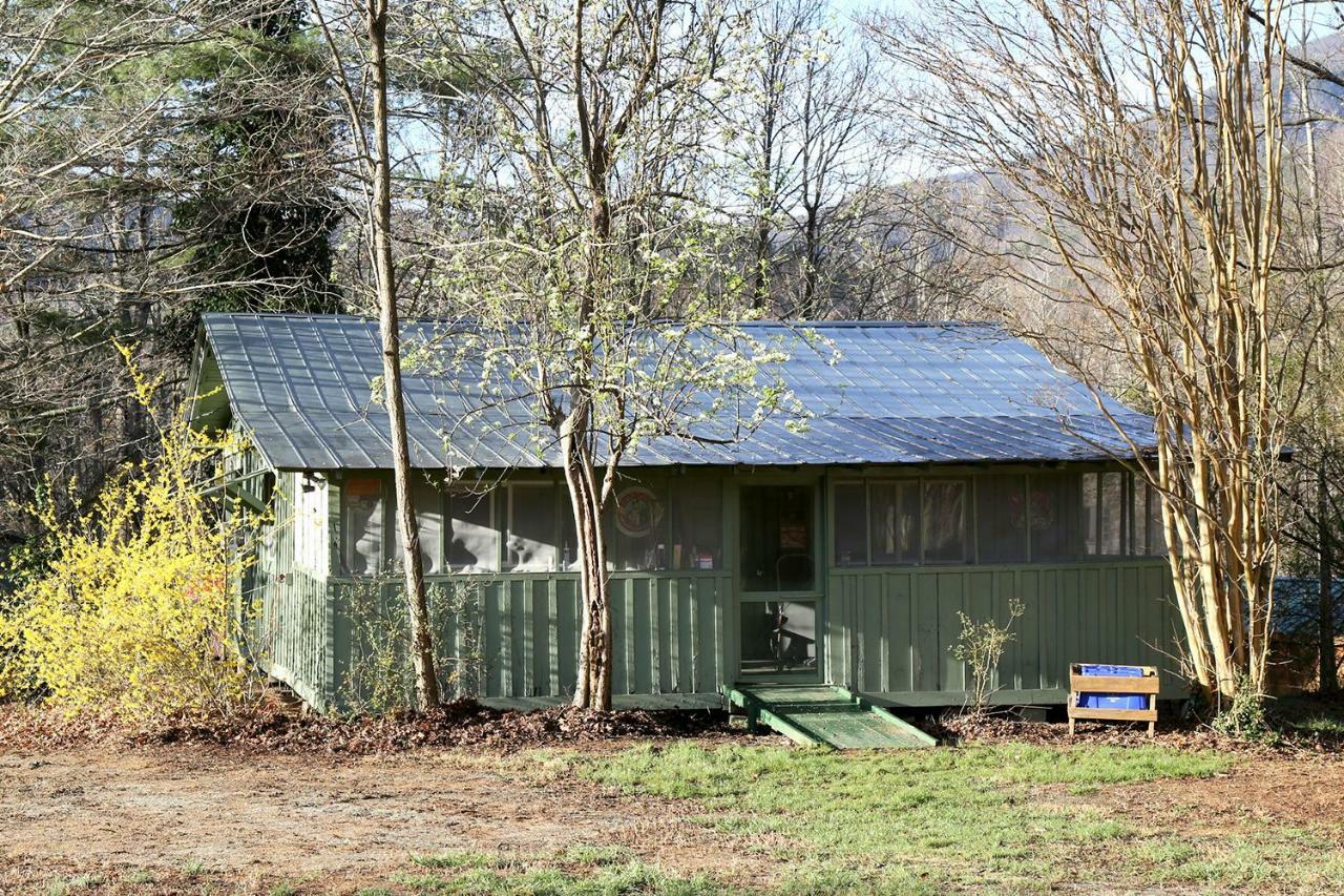 Vila Pine Gables Cabins Lake Lure Exteriér fotografie